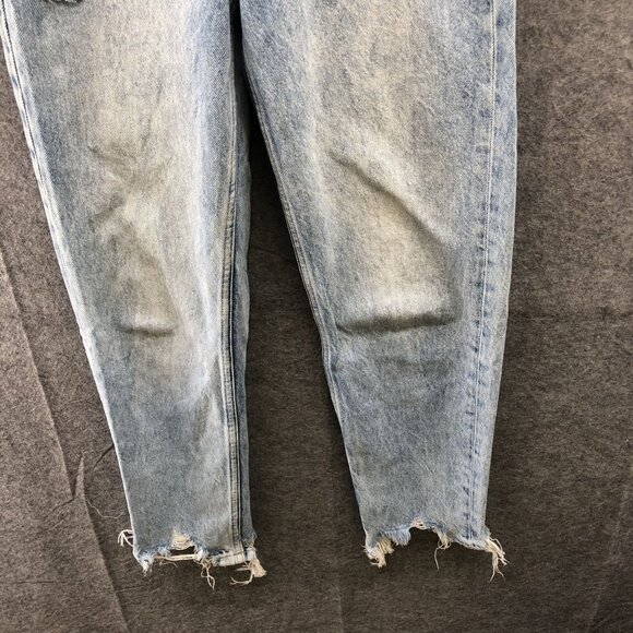 Zara High Waisted Mom Jean Womens Size 2 Light Wash Blue Distressed Raw Hem‎ - Picture 4 of 11